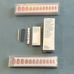Static Nails Peony Round w/ Brush-On Glue and Nail Remover